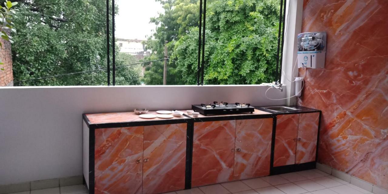 Banaras Hostel Kakarmatha Exterior photo